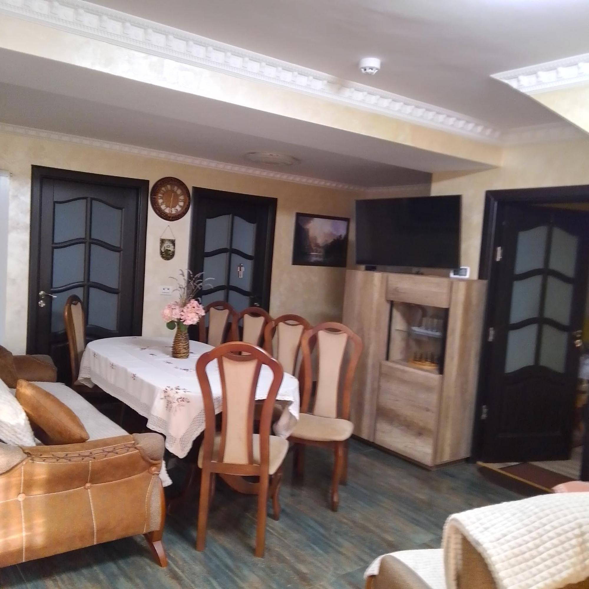 Casa Nicolas Buşteni Εξωτερικό φωτογραφία